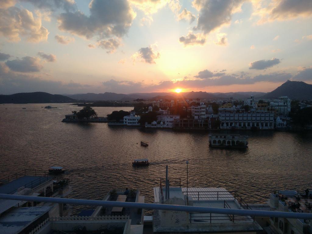 Udaigarh - Udaipur Hotel Exterior foto